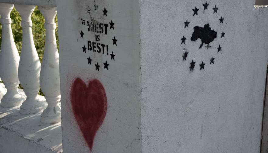 West is best. Kamianets-Podilskyi, oblast de Jmelnytsky. Ucrania