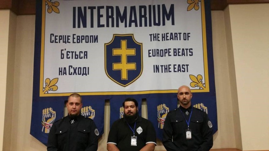 Camisas negras eslovacas en Kiev.