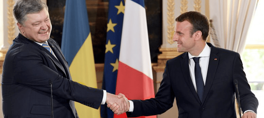 Macron-Poroshenko-777x437